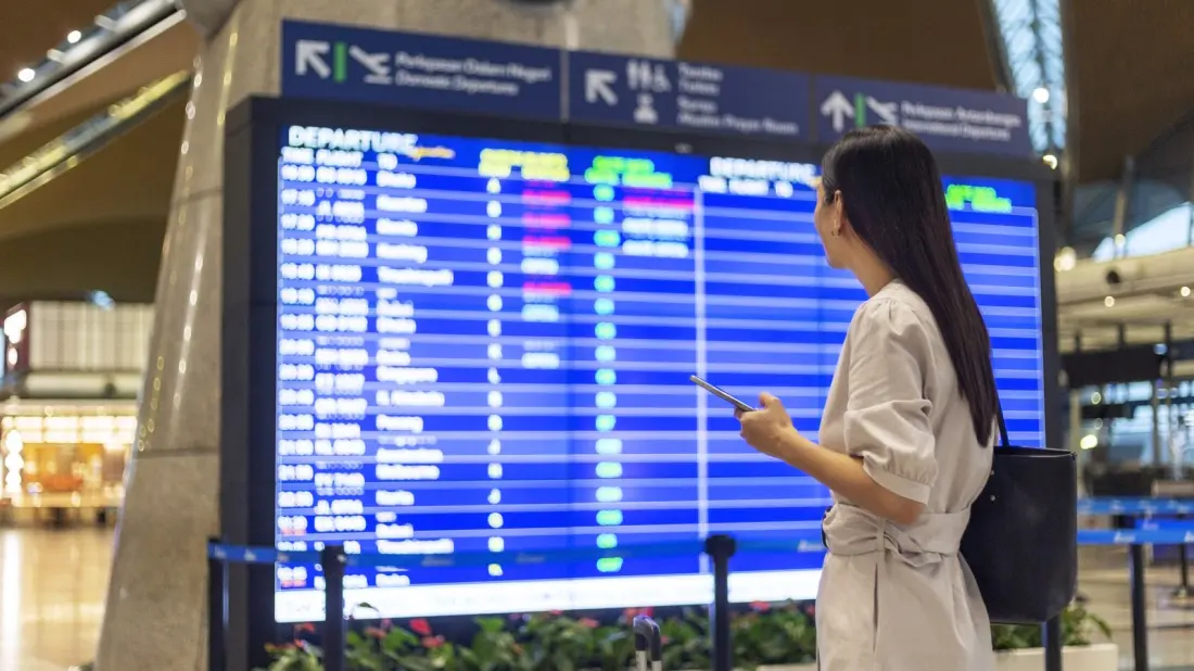Flight Attendants Have a Simple Rule for Delayed Flights — and It Involves Staying Put