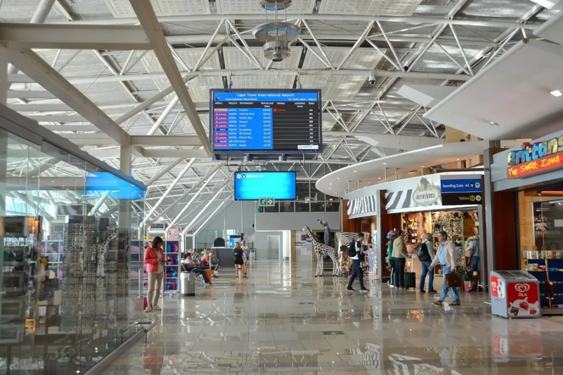 Cape Town Airport warns of long queues — arrive three or four hours early