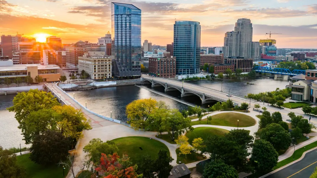 Why Chicago Retirees Are Moving to Grand Rapids, Michigan's 'Beer City USA'