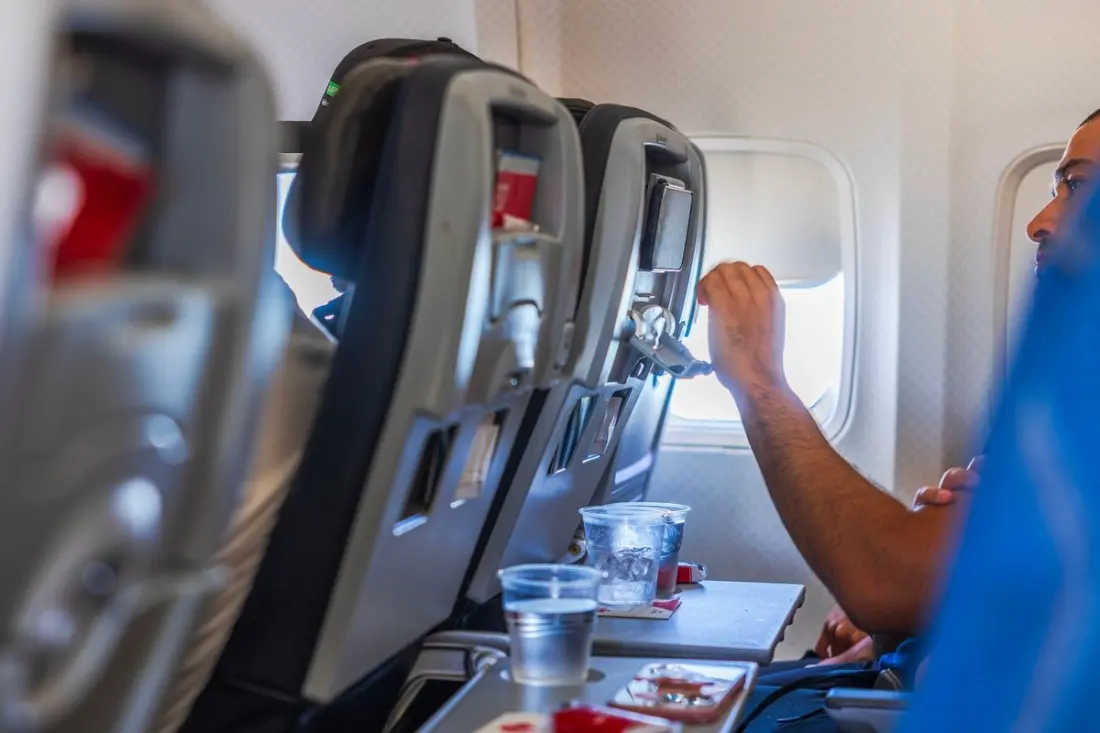 American Airlines will now upgrade you out of a middle seat — automatically