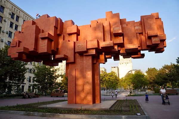 The Monument in Bishkek Where the Statues Vanished