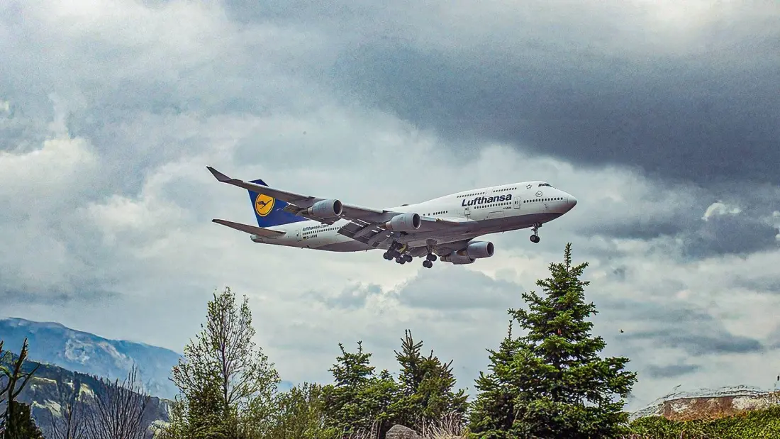 Two Boeing 747s Turn Up at Manchester After Lufthansa Midair Emergency