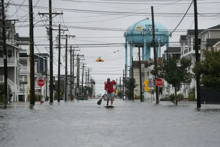 Why the UN is fighting to keep radio frequencies clear for weather forecasting