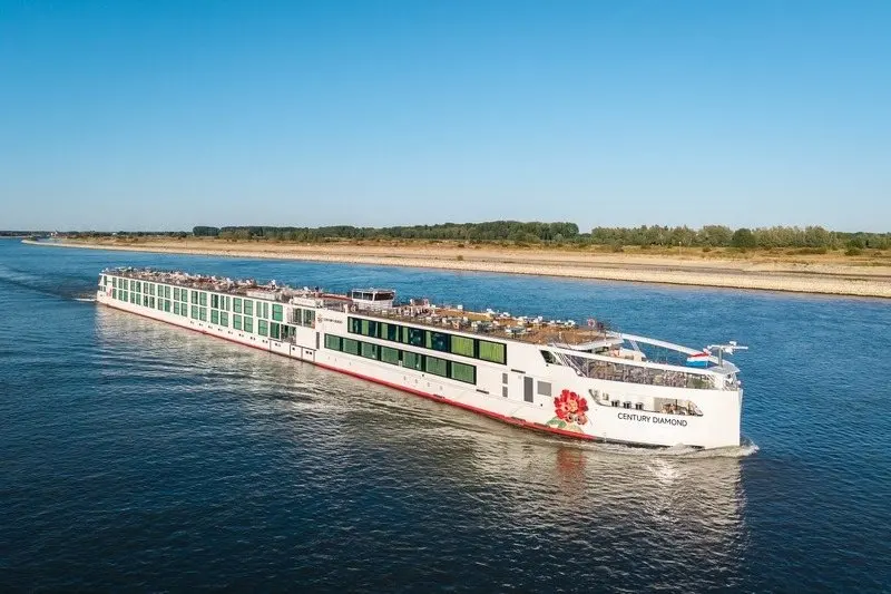 Century Diamond: a new Rhine river ship blending Yangtze heritage with European style