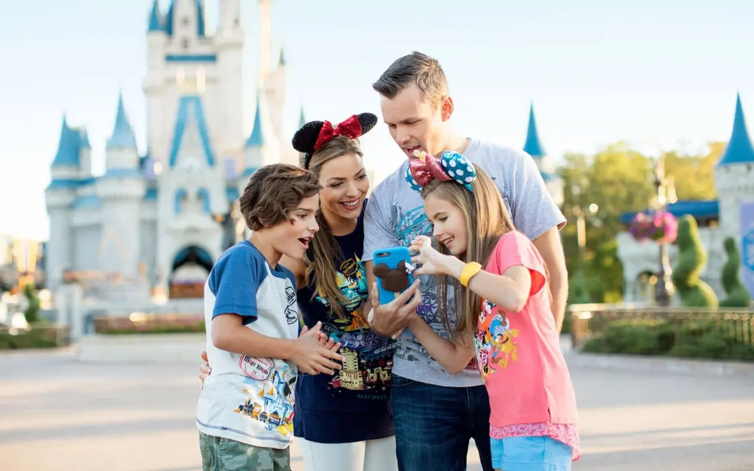 StandbySkipper: the app that books your Disney World Lightning Lanes so you can look up from your phone