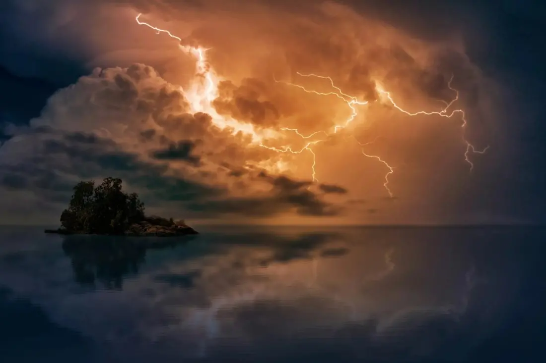 Catatumbo Lightning: Chasing Venezuela's Endless Night Storms on Lake Maracaibo