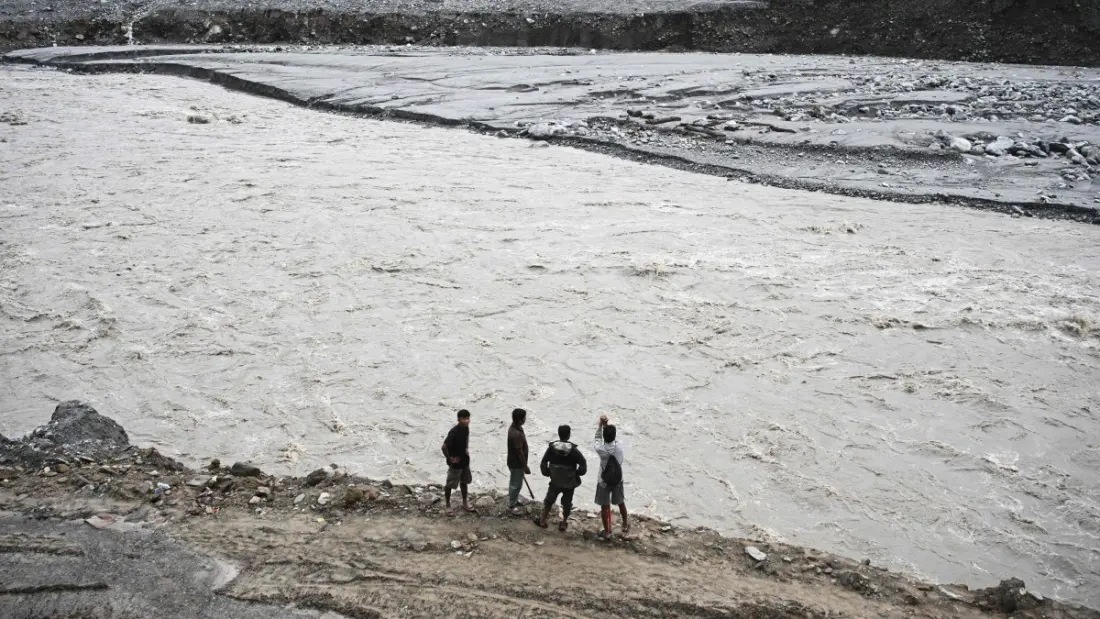 Monsoon Floods and Landslides Kill 68 in Northern India and Nepal as Tourist Sites Close