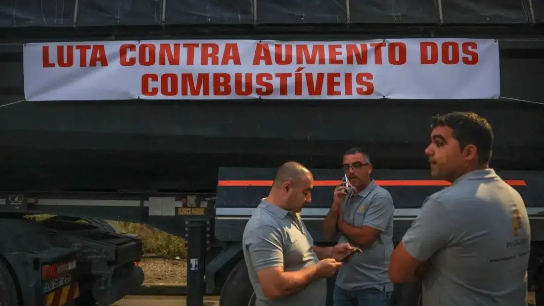 Portuguese truckers' protest rolls south as government agrees to talks