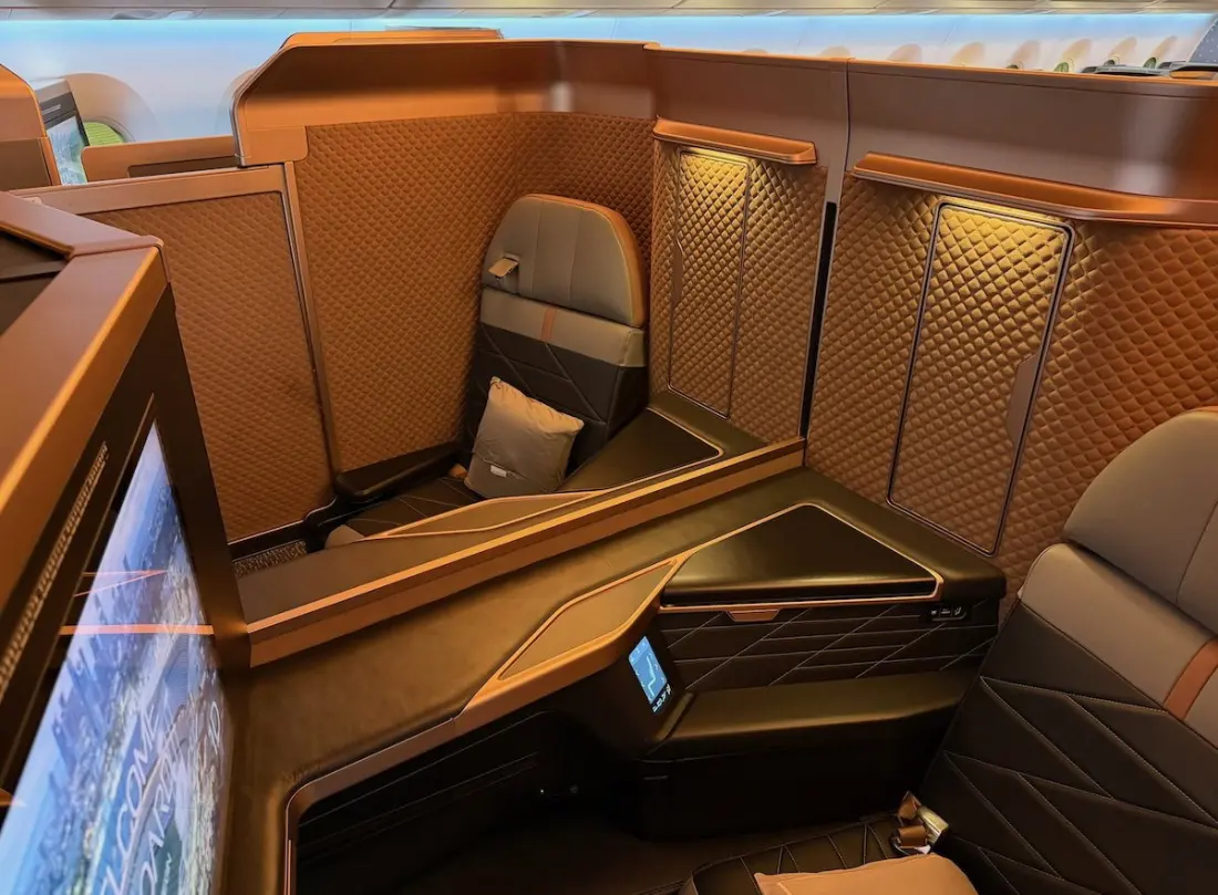 Chasing Starlux First Class to Japan: A Mileage-Heavy Route via Taipei, Osaka and Tokyo