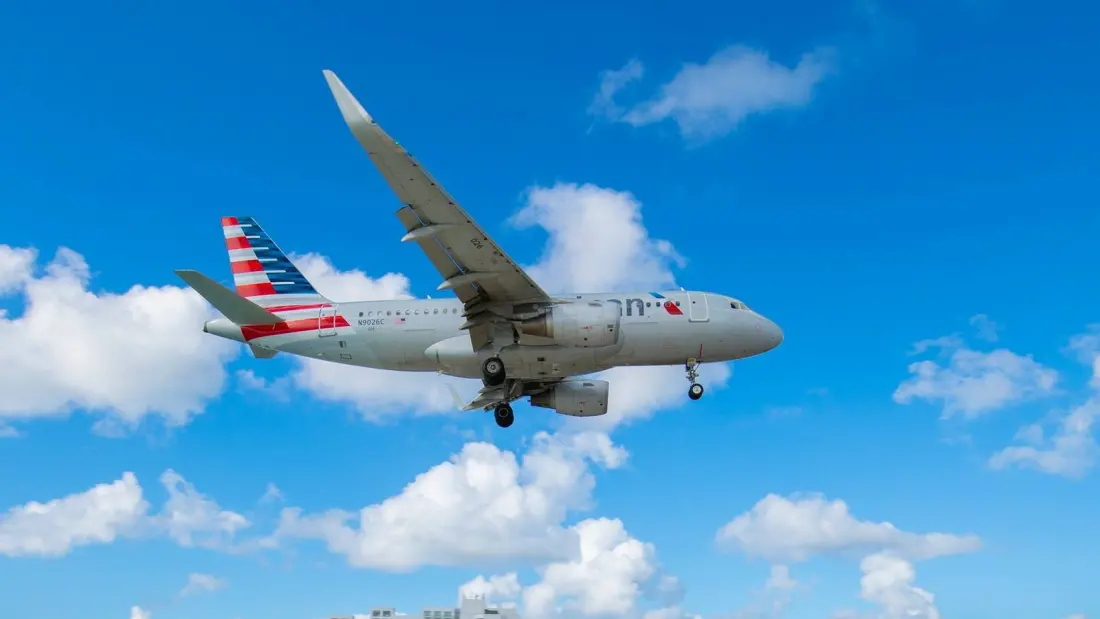 Naked Passenger At 35,000 Feet: How AA1779's Crew Handled A Cabin Incident Over Florida