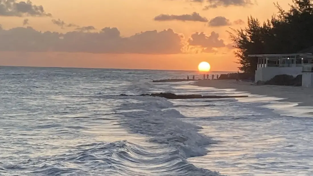 Sunset at Butterfly Beach: Why Barbados's West Coast Golden Hour Keeps Winning Photo Contests