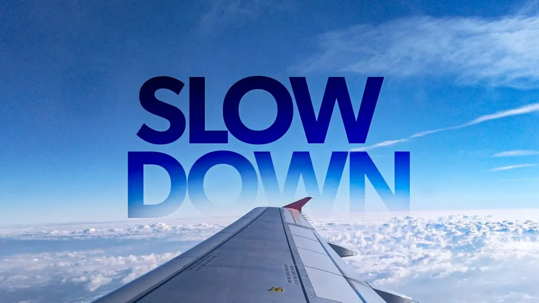 Why Your Plane Slows Down Below 10,000 Feet: The FAA's 250-Knot Rule Explained