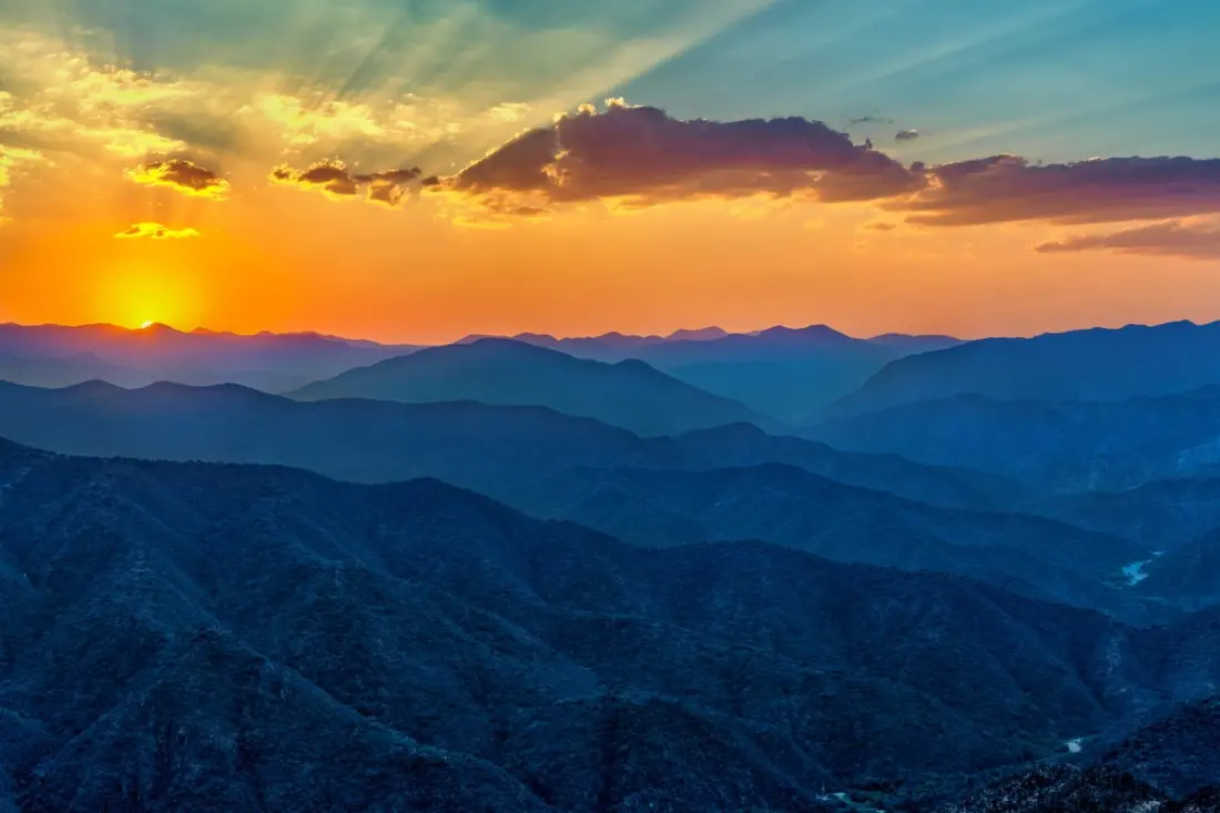 Why Daylight in Mexico Barely Changes All Year — and Why That Matters for Winter Sun