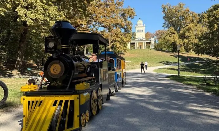 Zagreb's Maksimir Park brings back its little electric train — 70 years later