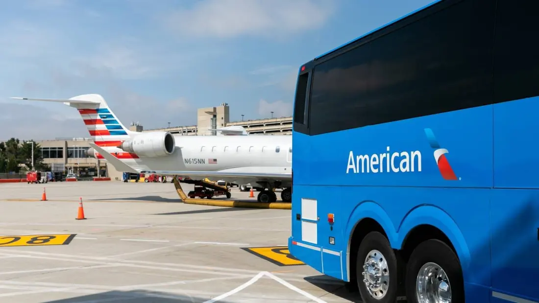 American Airlines Swaps Its South Bend Bus for Real Planes After Just One Year
