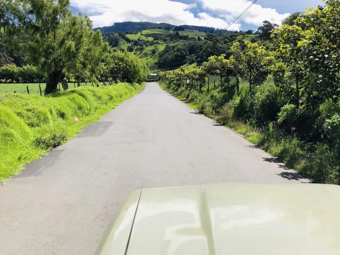 Irazú Volcano Earthquake Swarm Rattles Cartago — But It's the Road, Not the Volcano