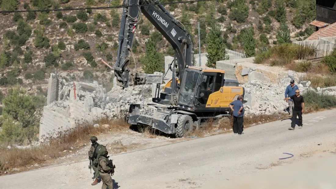 Editorial note: West Bank conflict op-ed is not a click.holiday travel story