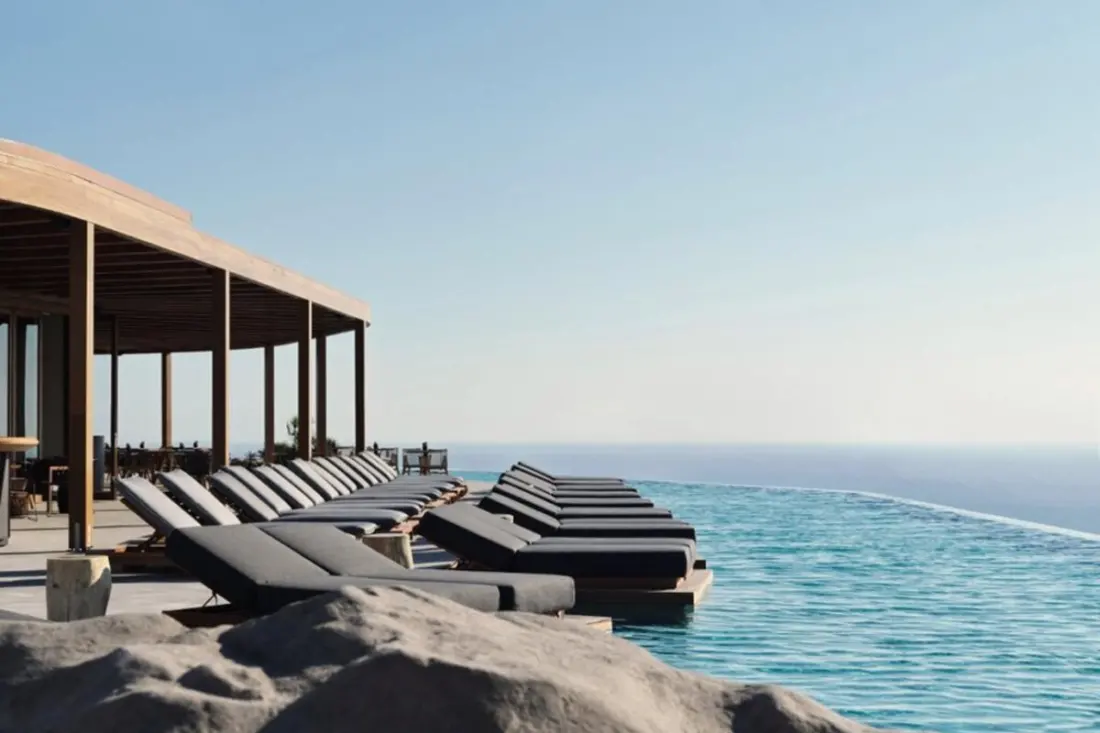 Magma Resort Santorini: a calm base with the island's longest infinity pool