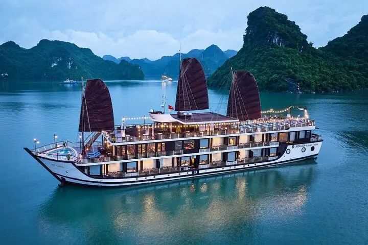 From Porto to Ha Long Bay: The 10 Tours Travellers Rated Best in the World