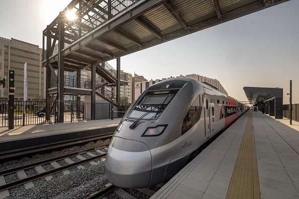 Etihad Rail launches hourly-style Abu Dhabi–Dubai trains from about €9