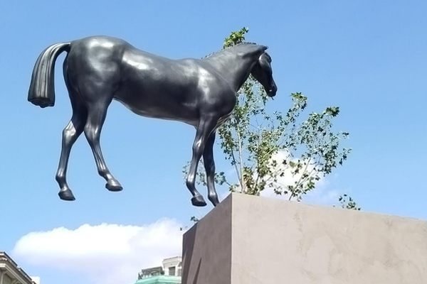 A Bronze Horse Balances on One Hoof in Central Madrid — and That's the Point