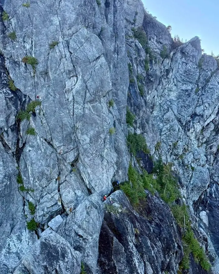 Teen stranded on Canadian cliff after AI-planned hike — what every hiker should learn from it