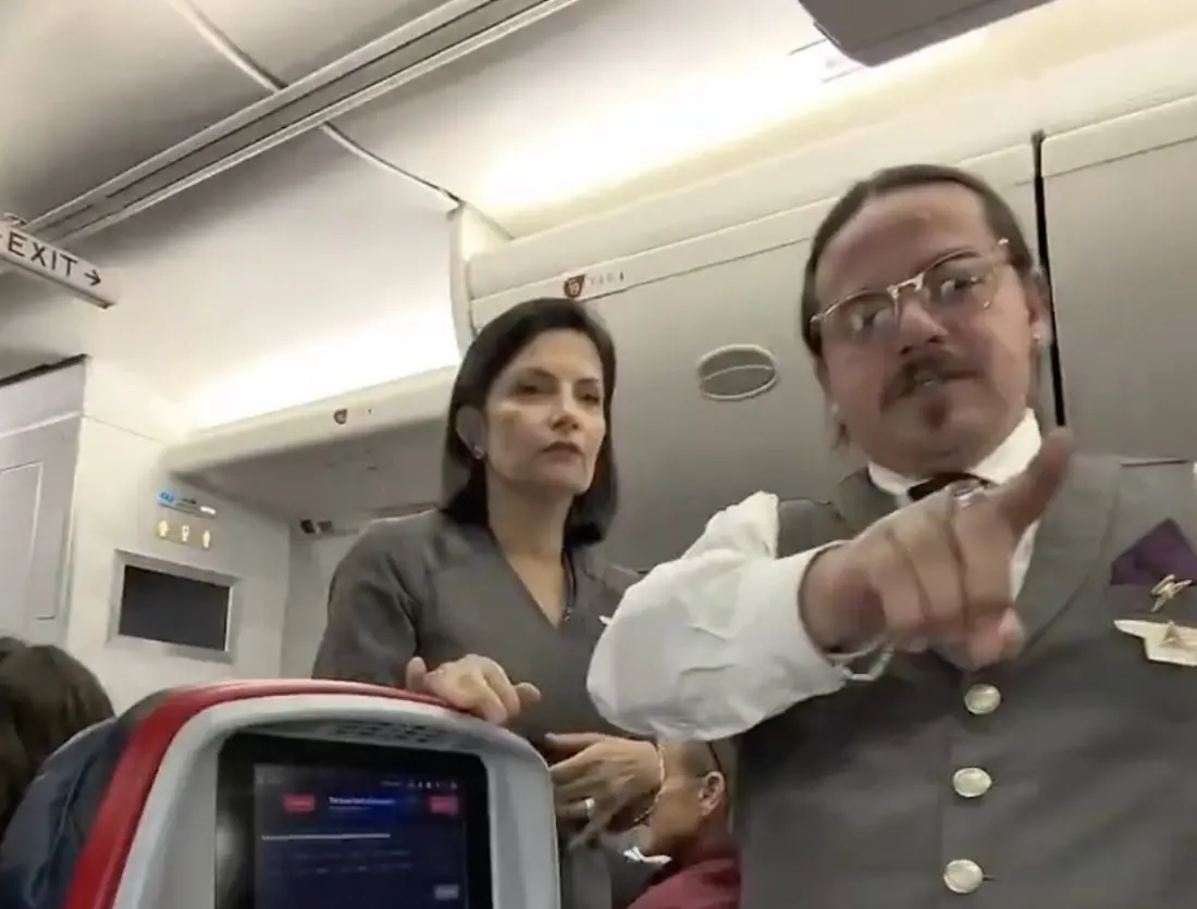 A Declined Seat Swap, Meta Glasses Recording, Then Off The Plane: Delta Flight From Bogotá Turns Messy