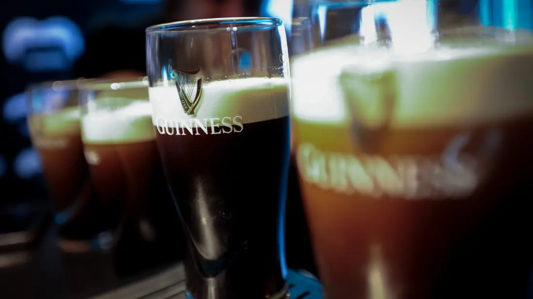 British Pub Etiquette: The Unwritten Rules Every First-Timer Should Know