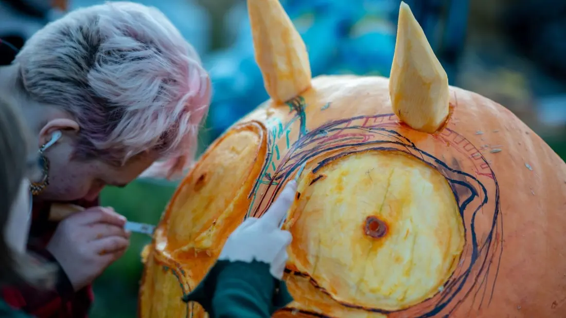 The Colossal Carve brings giant pumpkin sculptures to Calgary Farmers' Market this October
