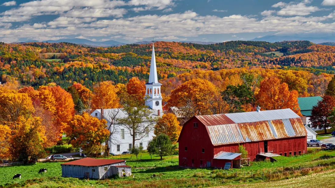 Vermont Tops the 2026 Fall Foliage Rankings — Here's How to Plan a Leaf-Peeping Trip
