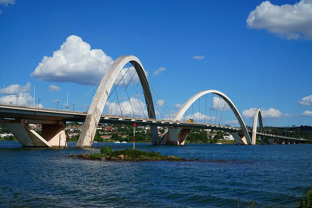 Police diver dies in Lake Paranoá training accident in Brasília
