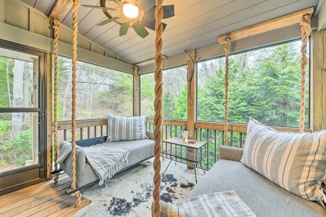 Highlands, North Carolina: Ten Vrbo Stays for a Peak-Season Autumn Escape