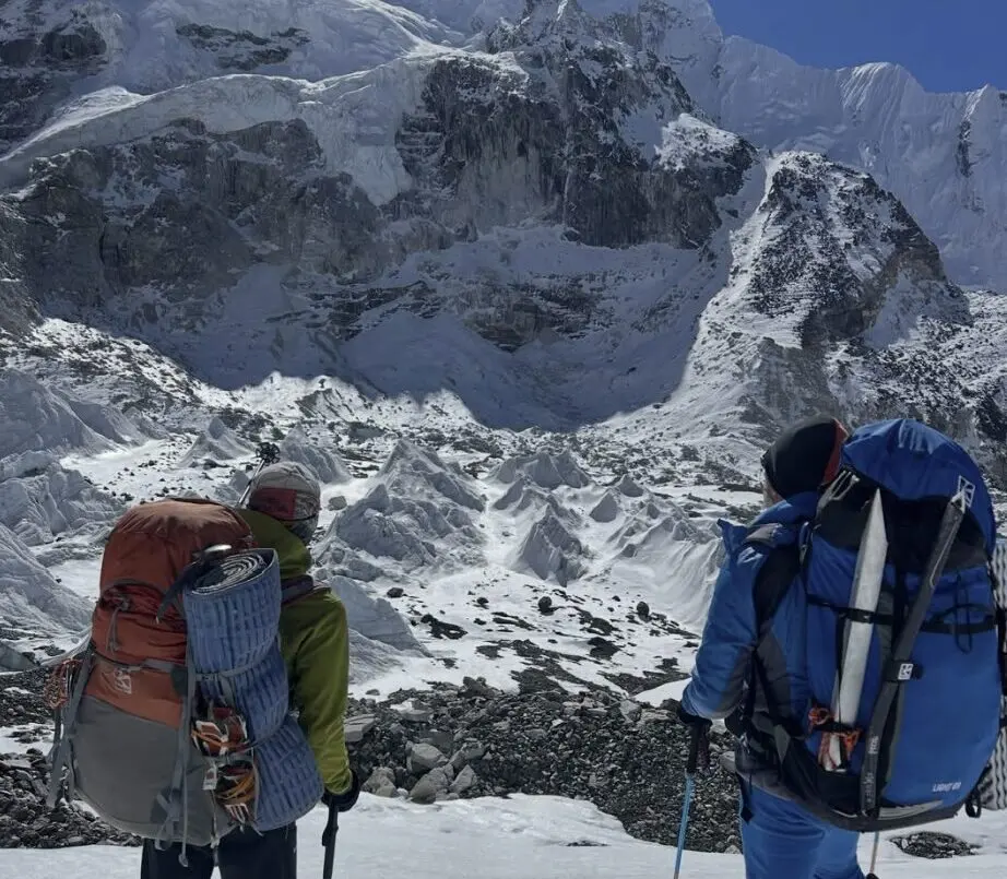 Fresh Snow and Thin Air: Russian Everest Team Hits Early Snag in Nepal