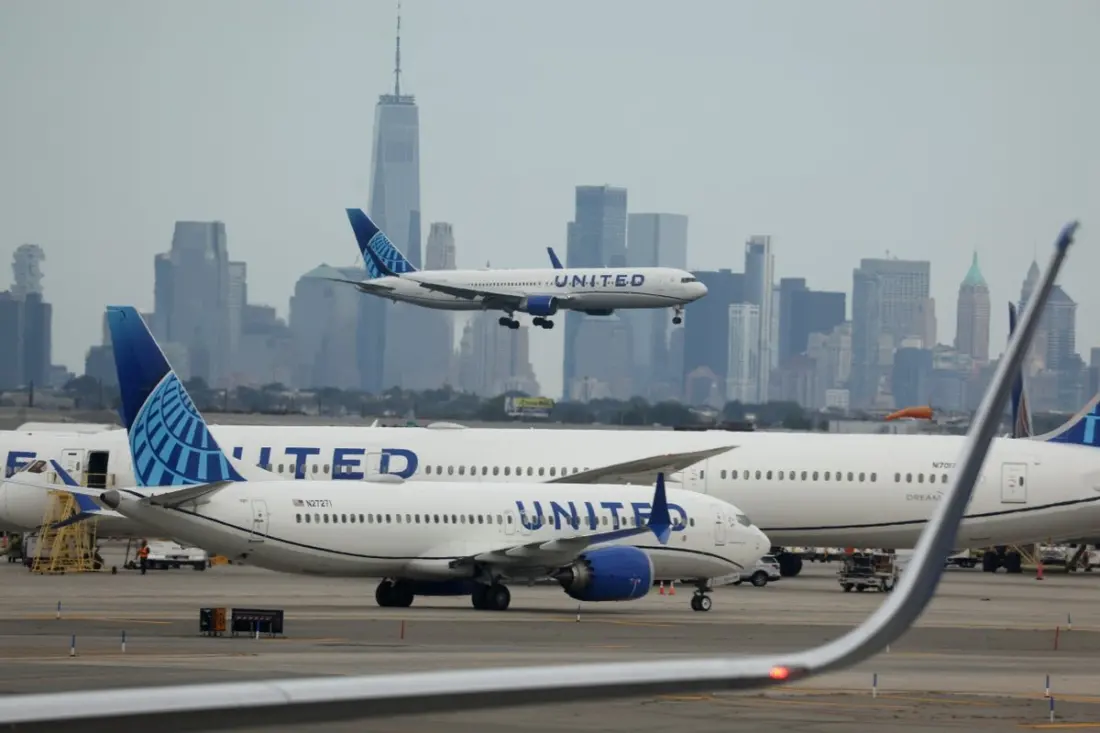 Construction line cut triggers ground stops at New York, Boston and Philadelphia airports