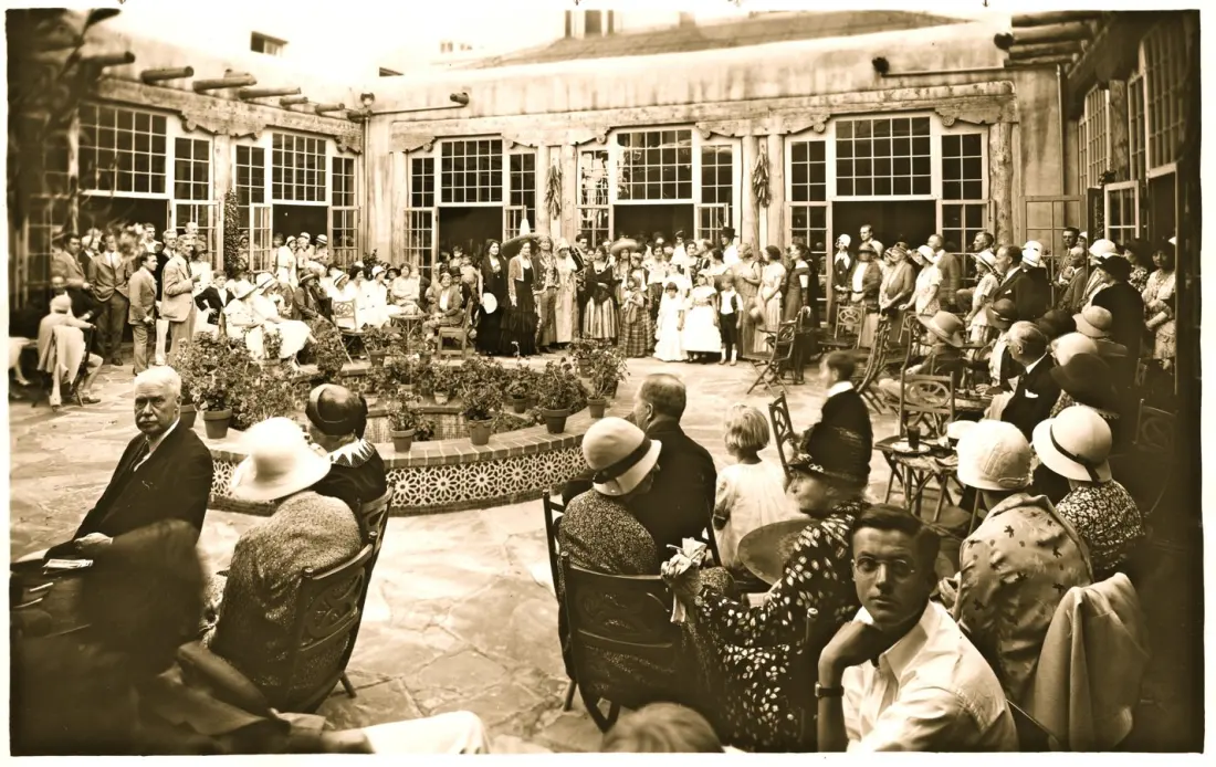 La Fonda on the Plaza: The Santa Fe Hotel That Survived a Tank, Spies and Bankruptcy