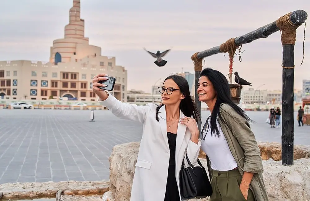 Australia eases travel warnings for Qatar and the UAE, smoothing the world's busiest stopover routes