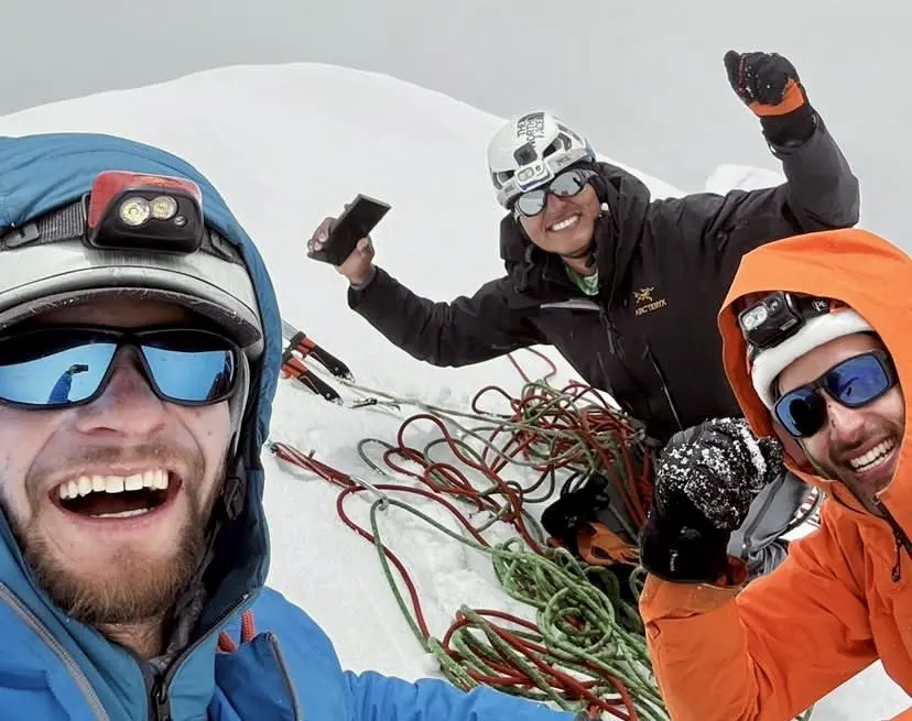Climbers Open 'Shumaq Warmi', a New Route on Peru's Hardest 6,000er
