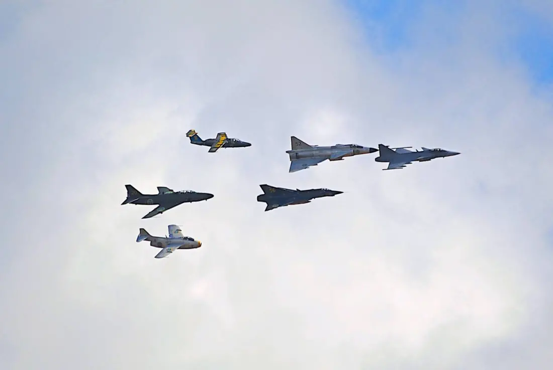 Six Decades of Saab Fighter Jets in One Sky: What Malmen's Centenary Airshow Showed