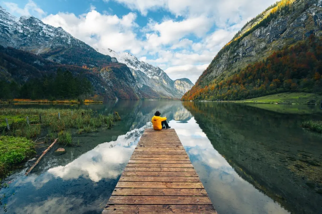 Solo travel safety: the habits experienced travellers actually swear by