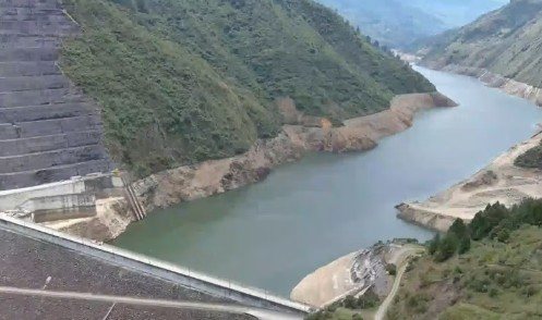 Weekend rain gave Ecuador's Mazar reservoir a breather — but the drought story isn't over