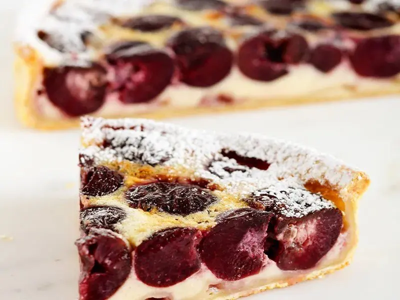 Cherry clafoutis: the Limousin dessert you can bake at home