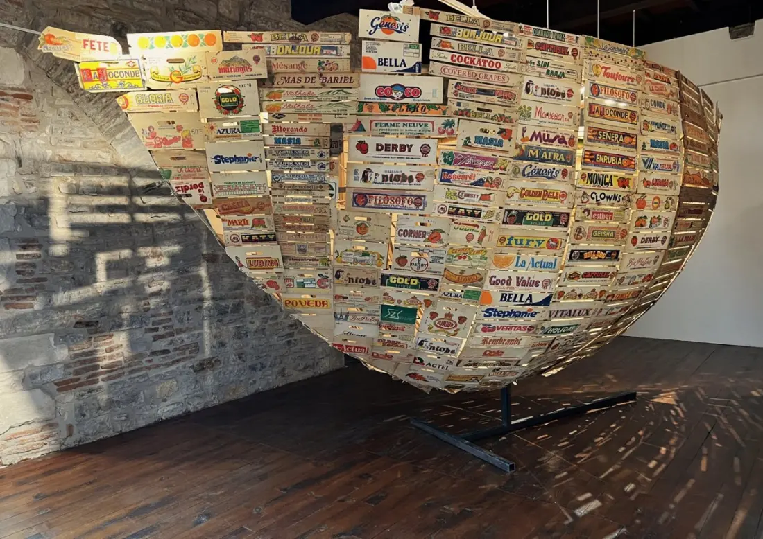 A Boat Built From 1,000 French Market Crates Anchors New Exhibition in Cordes-sur-Ciel