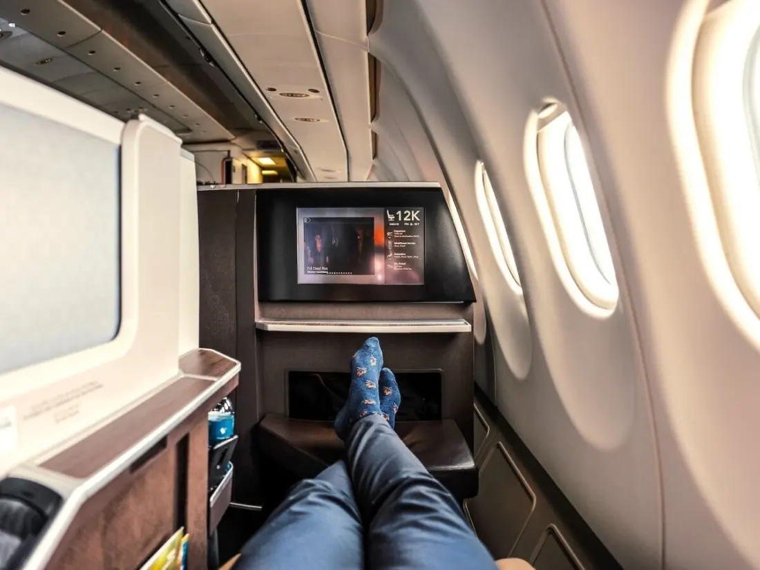 Why Loyalty to One Airline Beats Chasing Points Across Programs