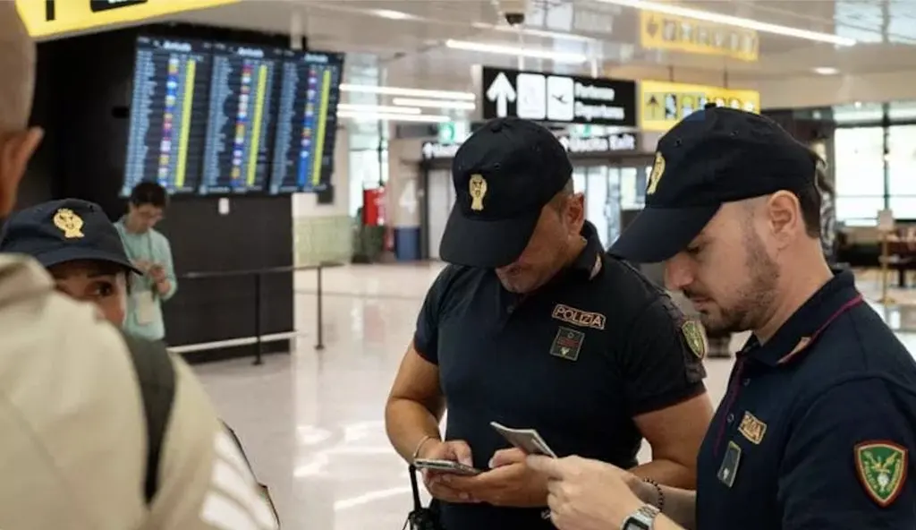 Spain and Italy extend tit-for-tat border checks until at least 8 October